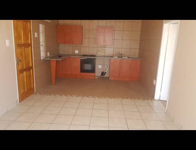 1 BEDROOM APARTMENT FOR SALE IN BRAKPAN NORTH
